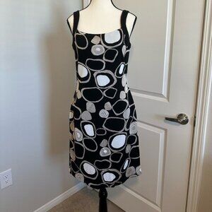 St. John Knit Dress 6 Black White Tan Abstract Print Sleeveless Wool Blend Mini‎